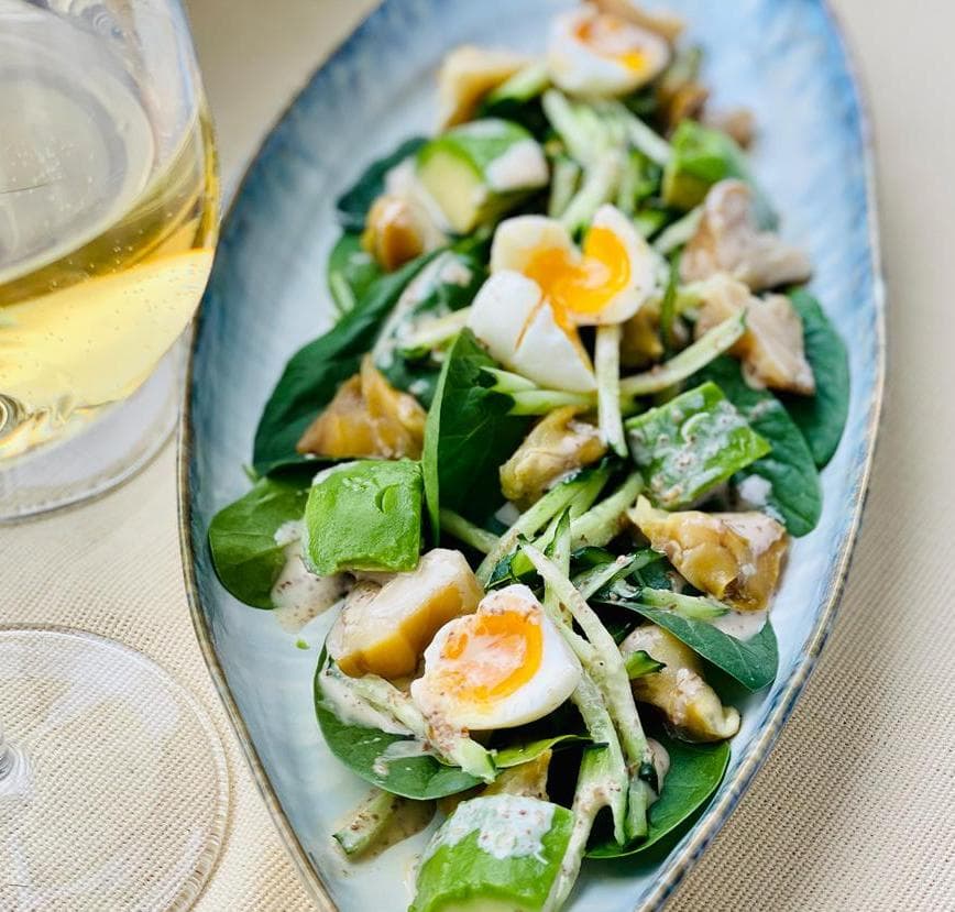 Салат яичный с трубачом